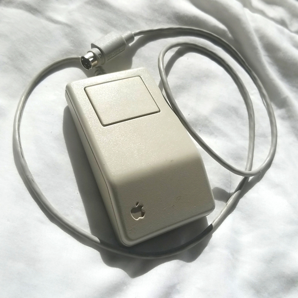 Vintage Apple Desktop Bus Mouse ADB Macintosh 90s Computer Collectible Copy 🇺🇦
